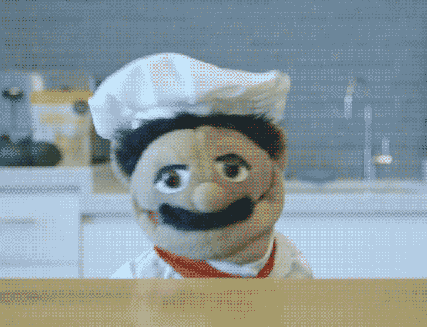 Chef puppet dancing.
