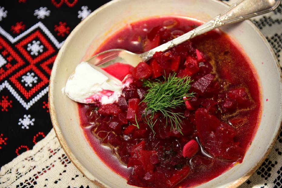 Ukrainian borscht in a bowl on a table
