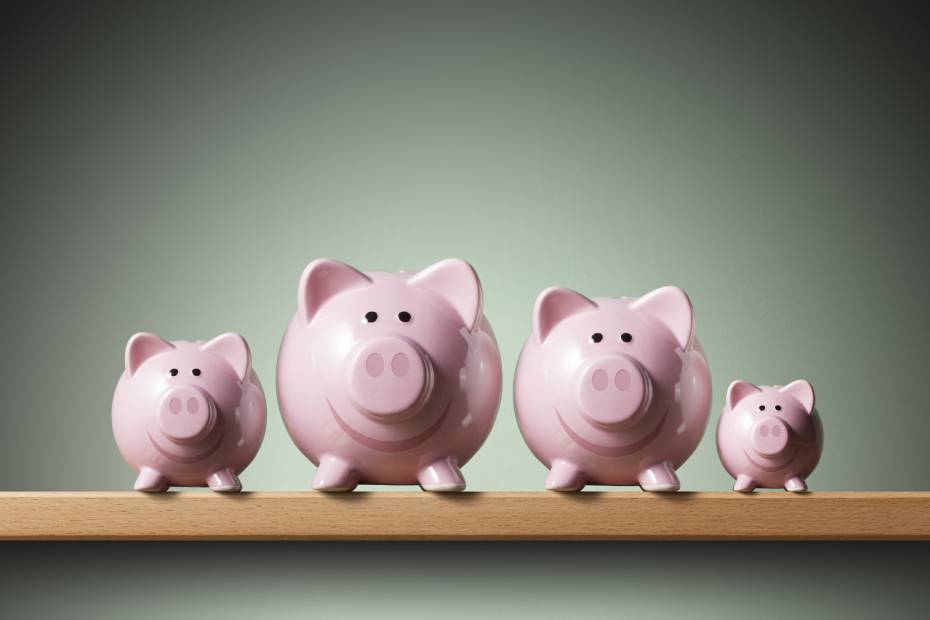 A picture showing four piggy banks.