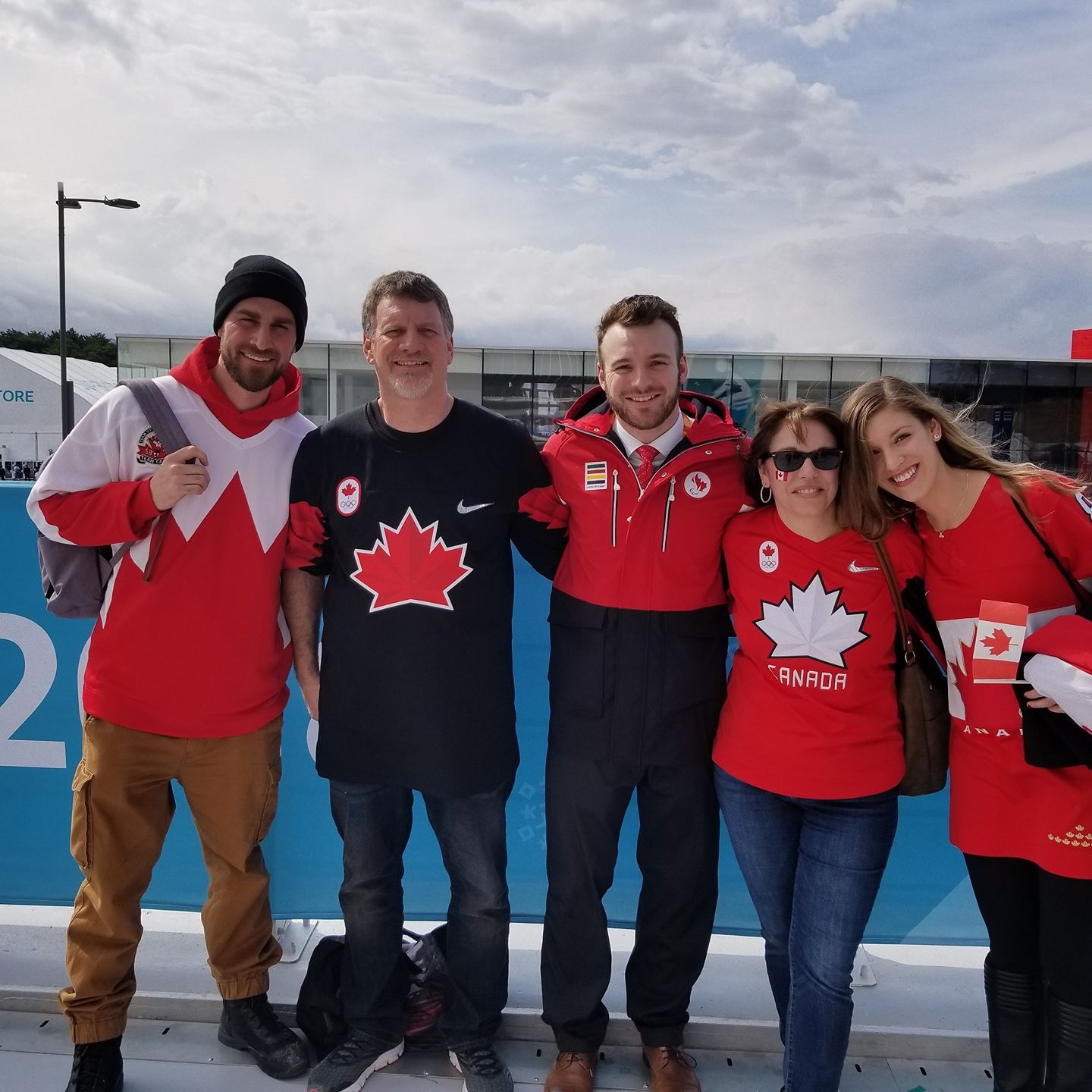 Para athlete Tyler McGregor poses with his family.